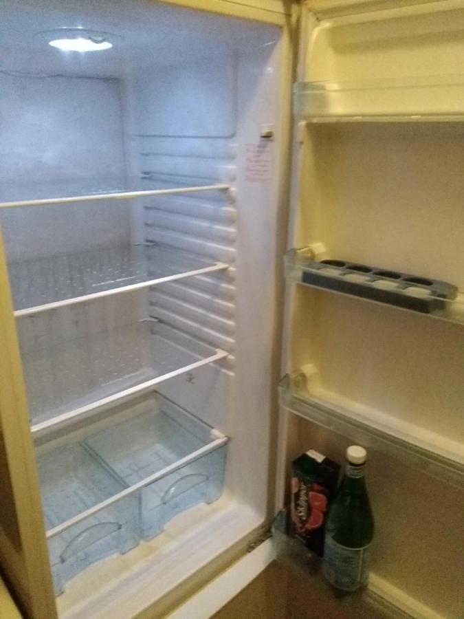 Apartment 2 Pieces Idealement Placee Dans Le Centre *