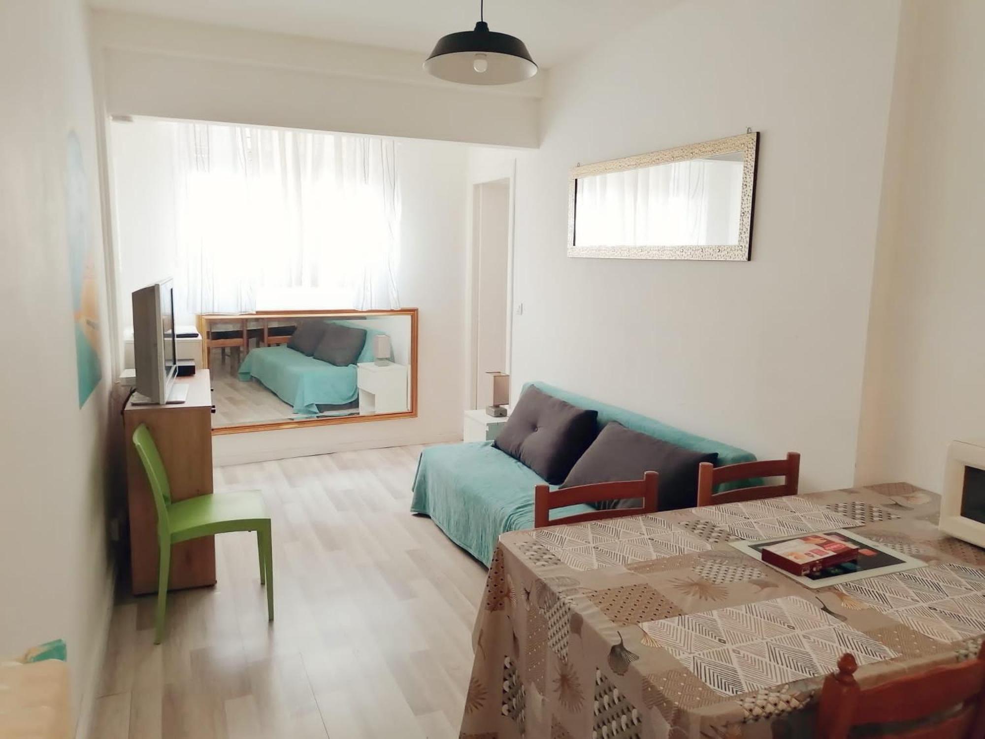 Apartment 2 Pieces Idealement Placee Dans Le Centre Menton